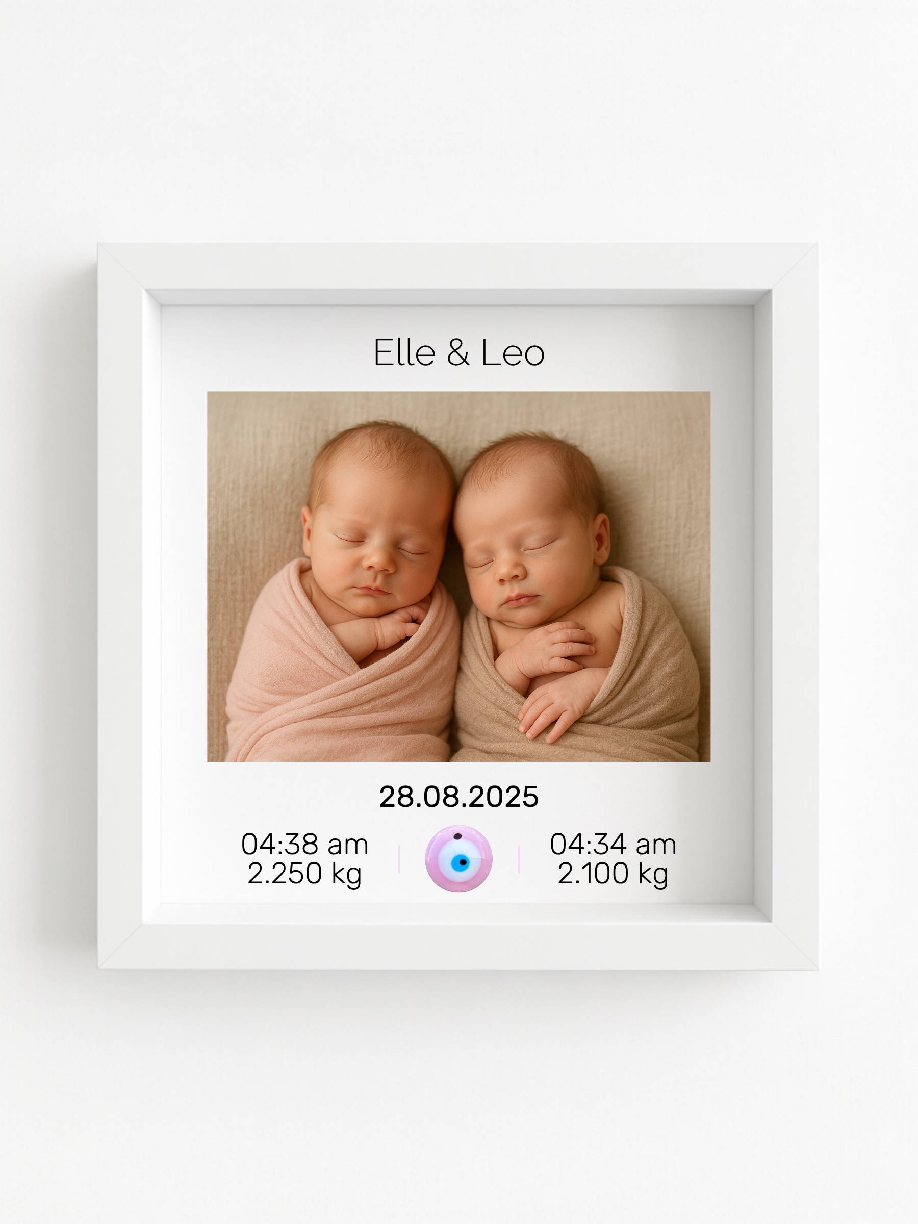 מזכרה לידה תאומים | אנגלית